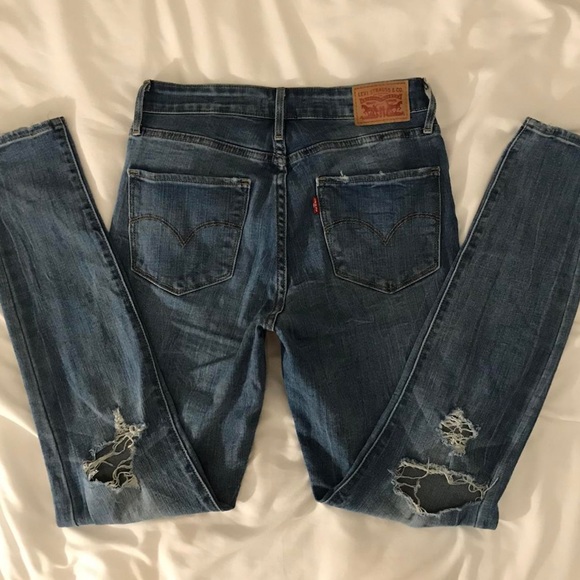 High Waisted Skinny Levi’s, 721 Fit - Picture 3 of 4